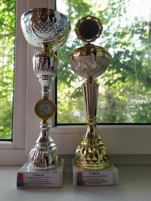 ����������