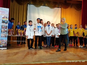 ����������